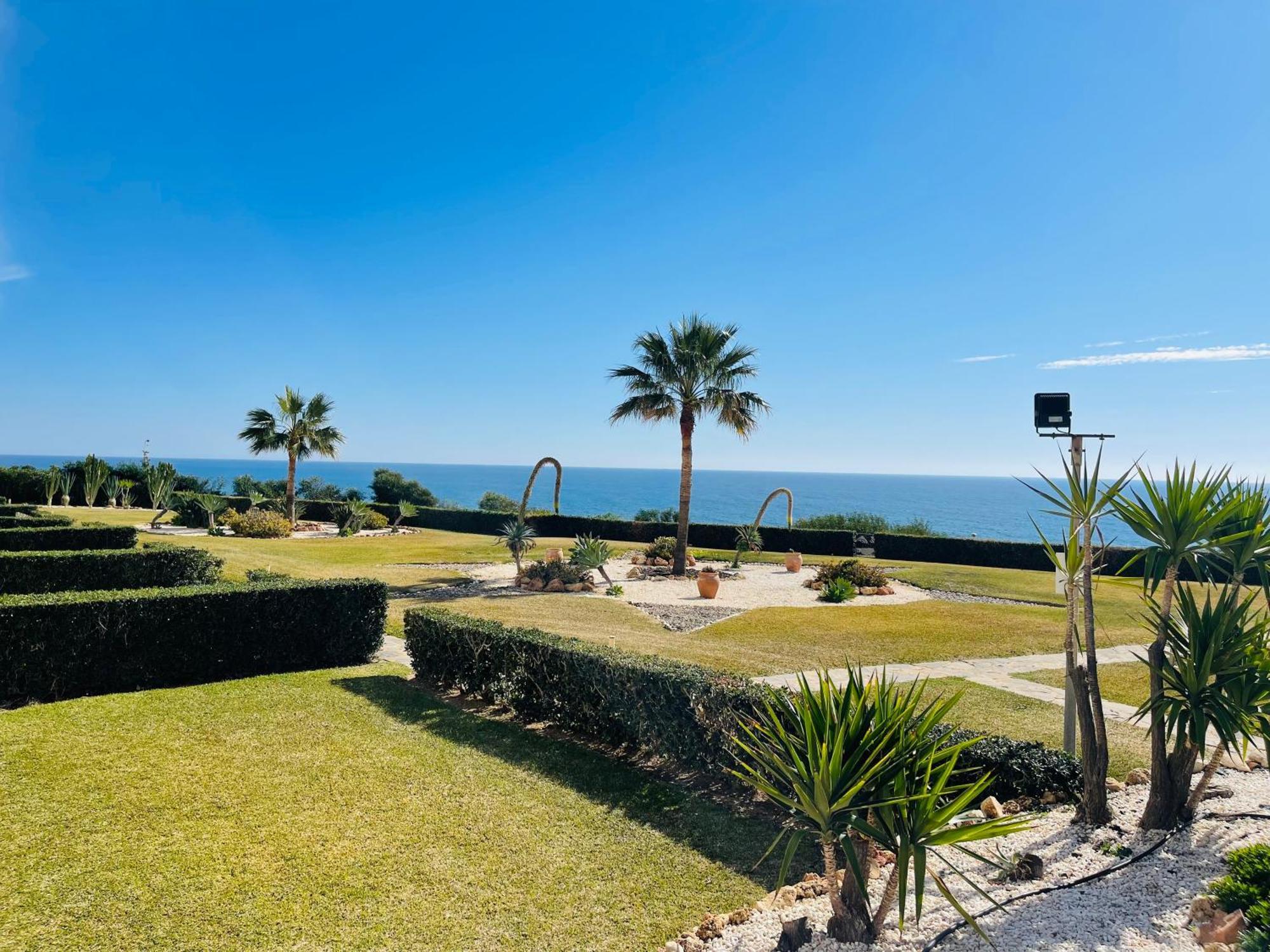 La Cala Gorgeous 2 Bedroom Apartment With Stunning Gardens, Pools And Sea Views El Faro Екстериор снимка