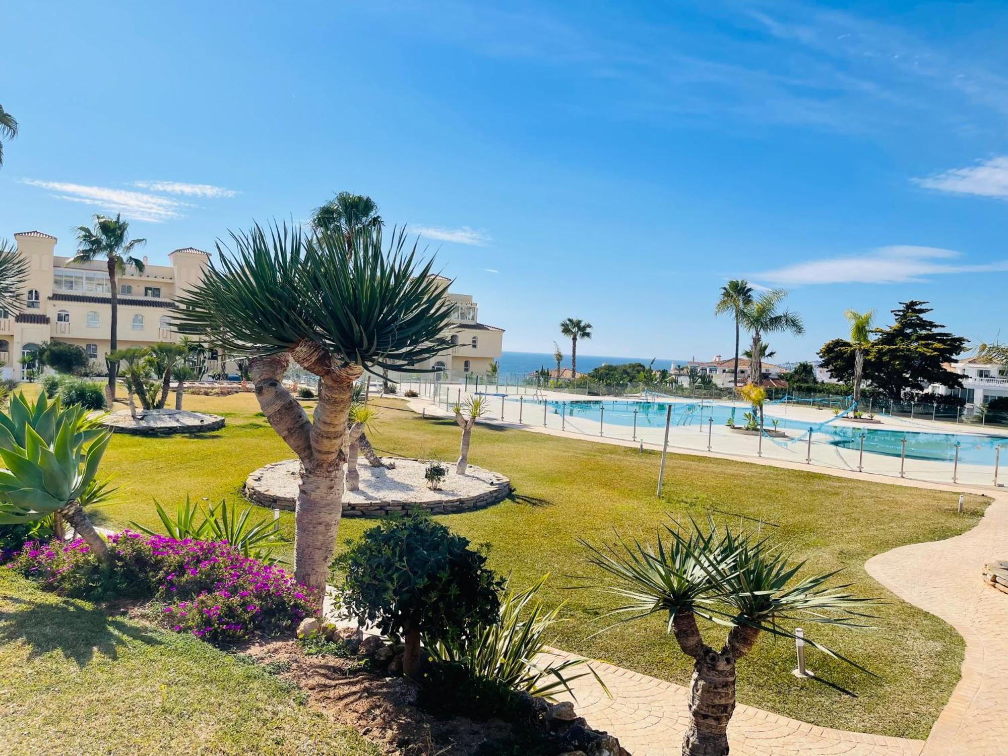 La Cala Gorgeous 2 Bedroom Apartment With Stunning Gardens, Pools And Sea Views El Faro Екстериор снимка